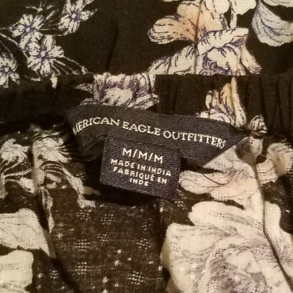 American Eagle Off the Shoulder Top - Picture 4 of 4